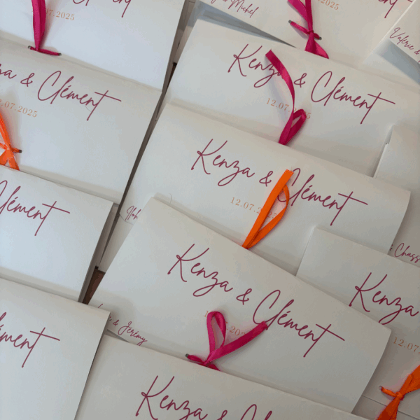 Pochette invité mariage personnalisée